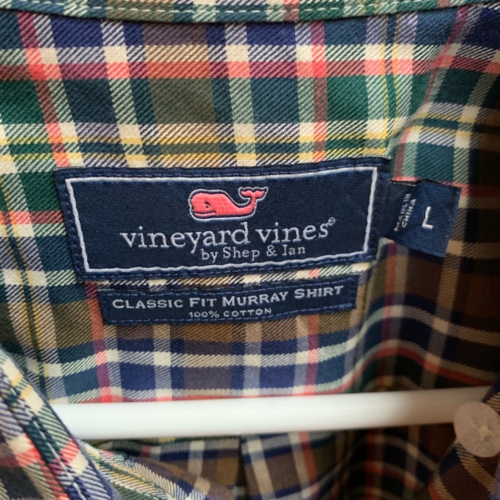 Vineyard vine long sleeve shirt